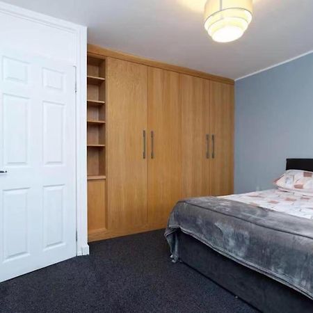 Light-Luxury Flat Apartment Glasgow Bagian luar foto