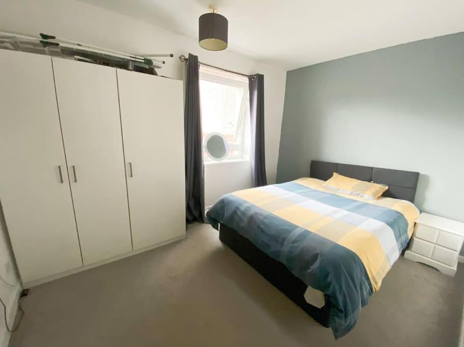 Light-Luxury Flat Apartment Glasgow Bagian luar foto